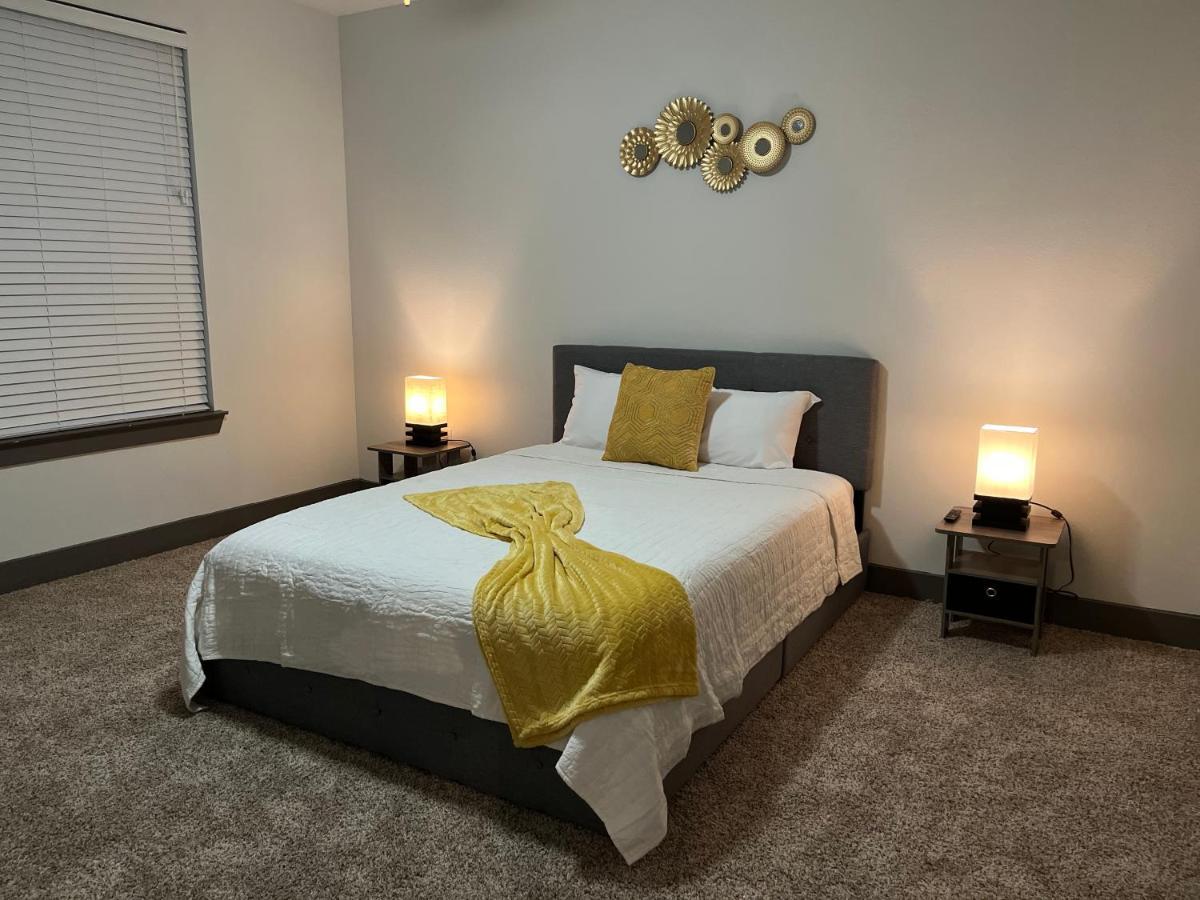 Comfy Abode Near Bush Airport Apartment ฮูสตัน ภายนอก รูปภาพ